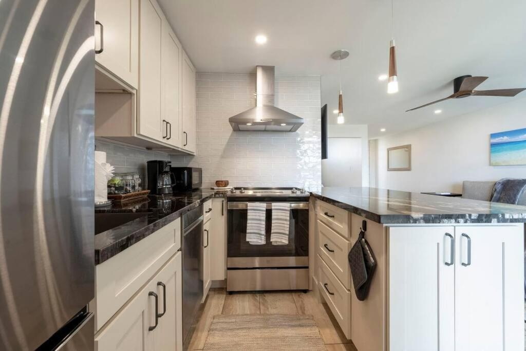 Hale Ono Loa 403- Top Floor, Ocean View, & Complete Modern Remodel Διαμέρισμα Kahana Εξωτερικό φωτογραφία
